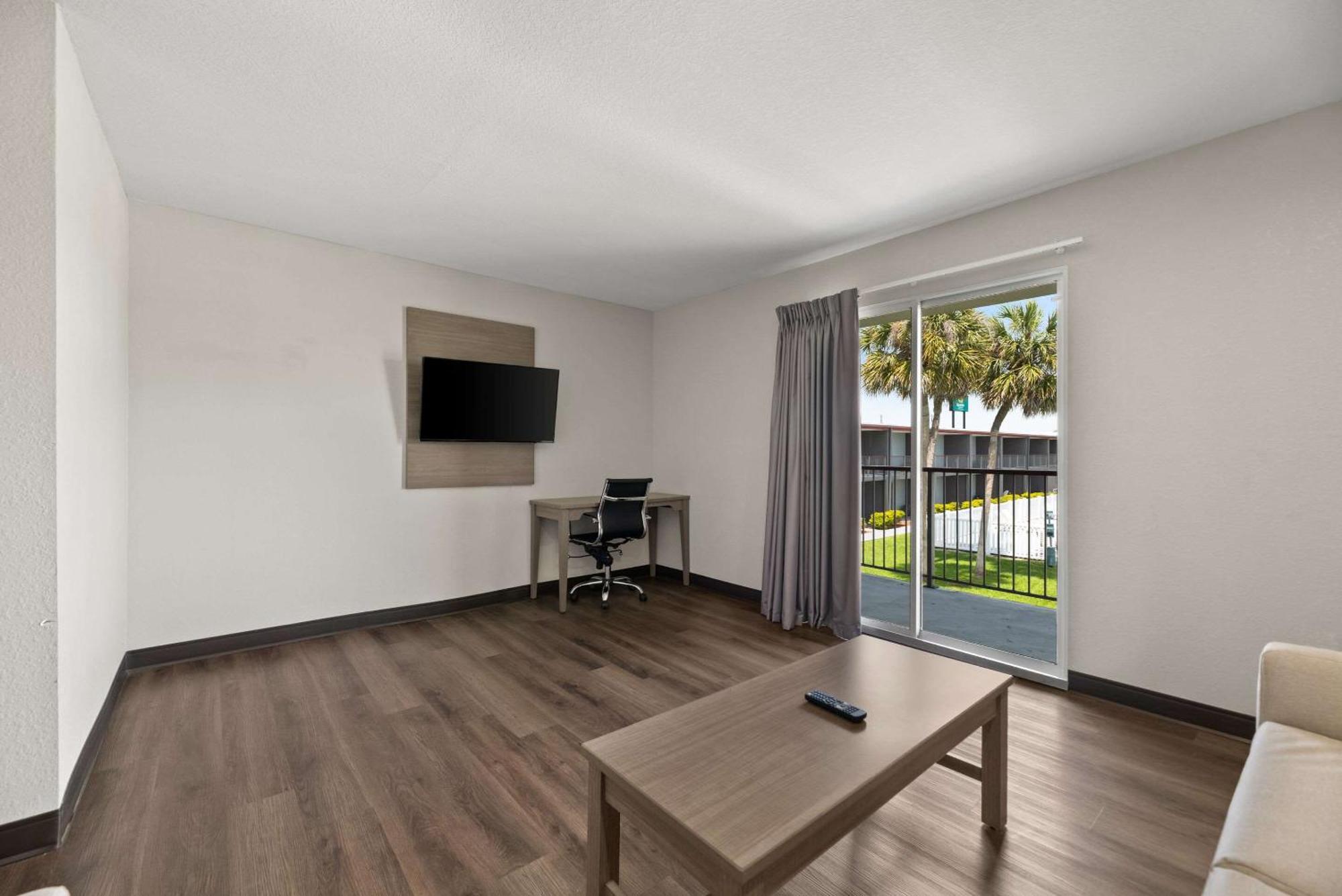 Quality Suites Wildwood - The Villages Exterior foto